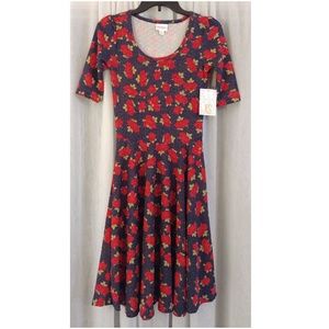 NWT XS LuLaRoe Nicole